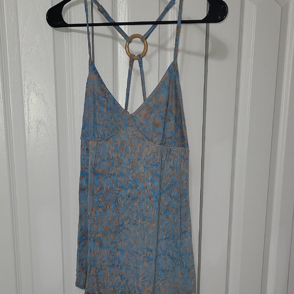 Chic Floral Strappy Tank Top